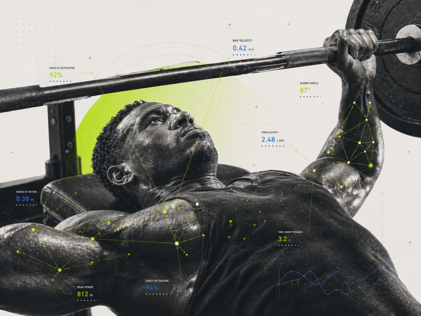 Athlète au développé couché avec données de performance